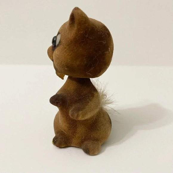 Vtg Small Flocked Raccoon Nodder Fury Tail Bobble Head 3 Inch Hong Kong Flaws - Picture 5 of 16